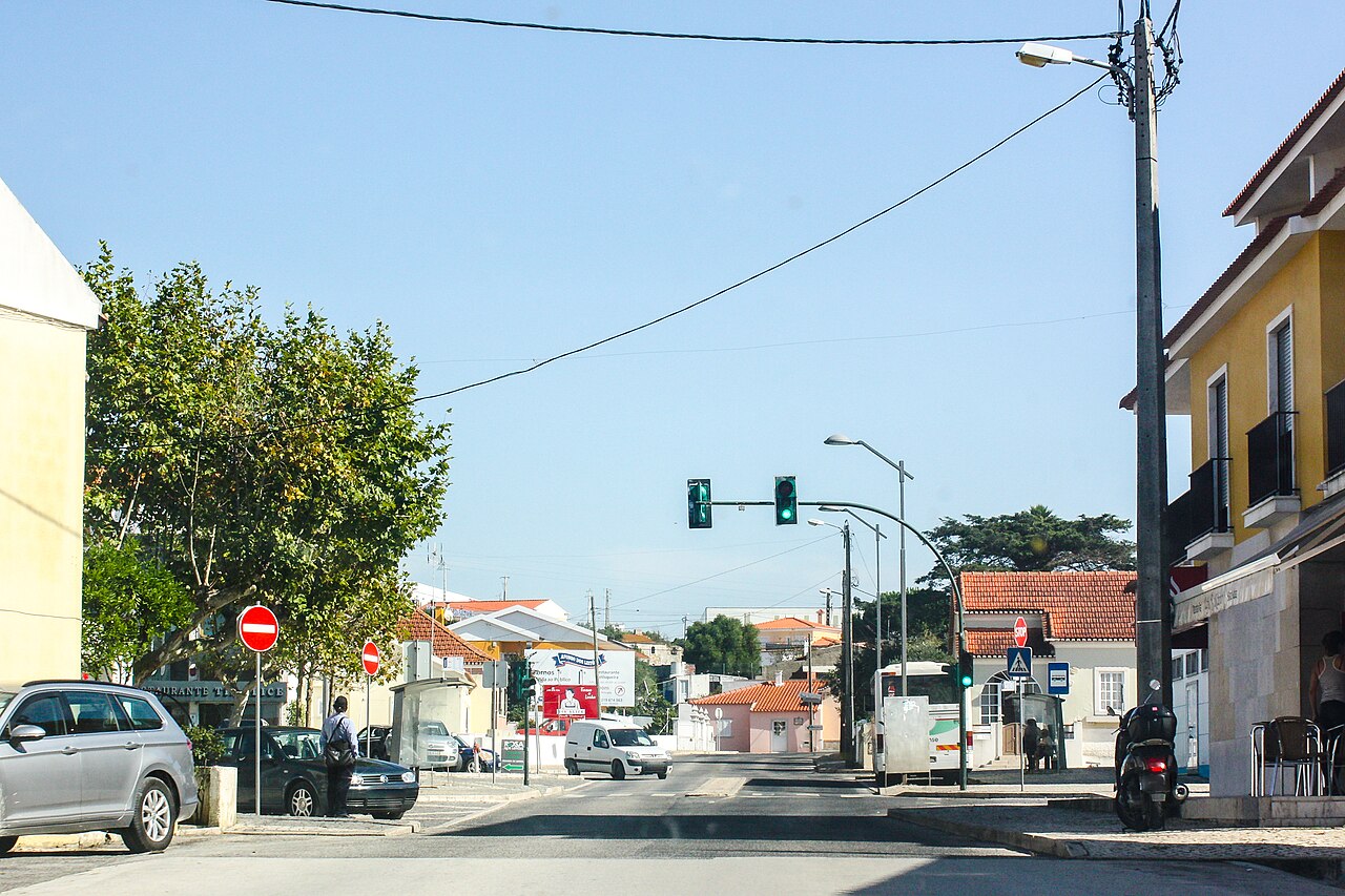 Largo do Rossio, Negrais